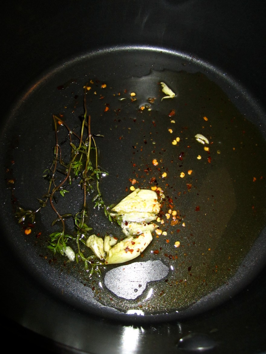 Thyme & Garlic Infused Oil