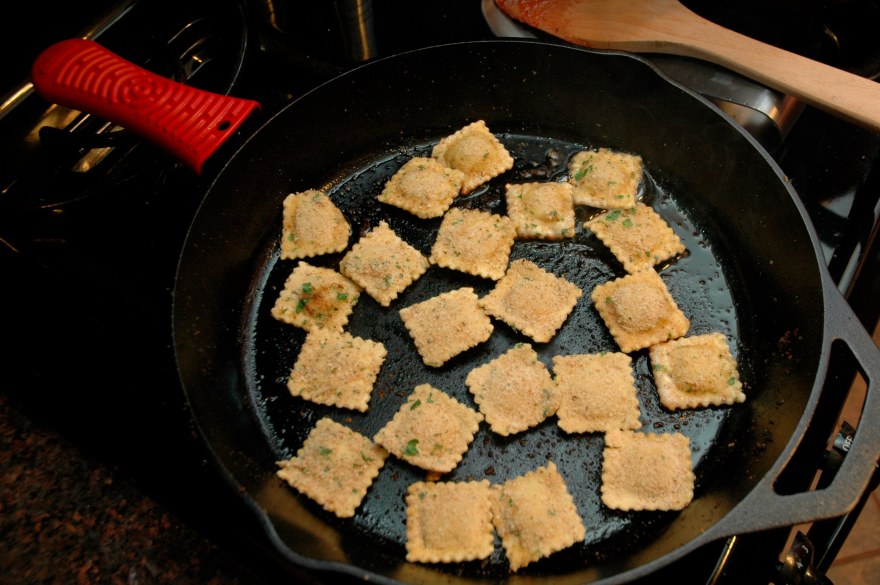 Toasted Ravioli with Marinara Dipping Sauce