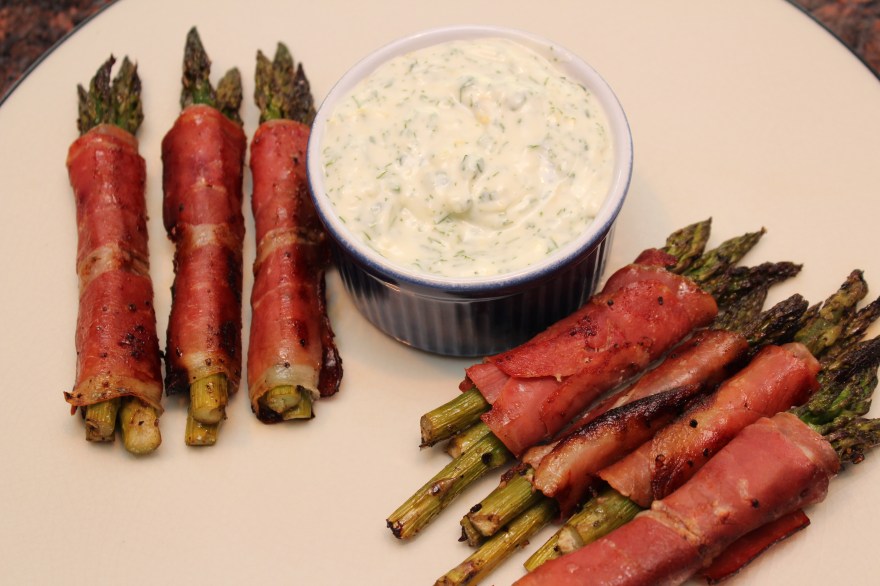 Prosciutto Wrapped Asparagus with Lemon Dill Dipping Sauce